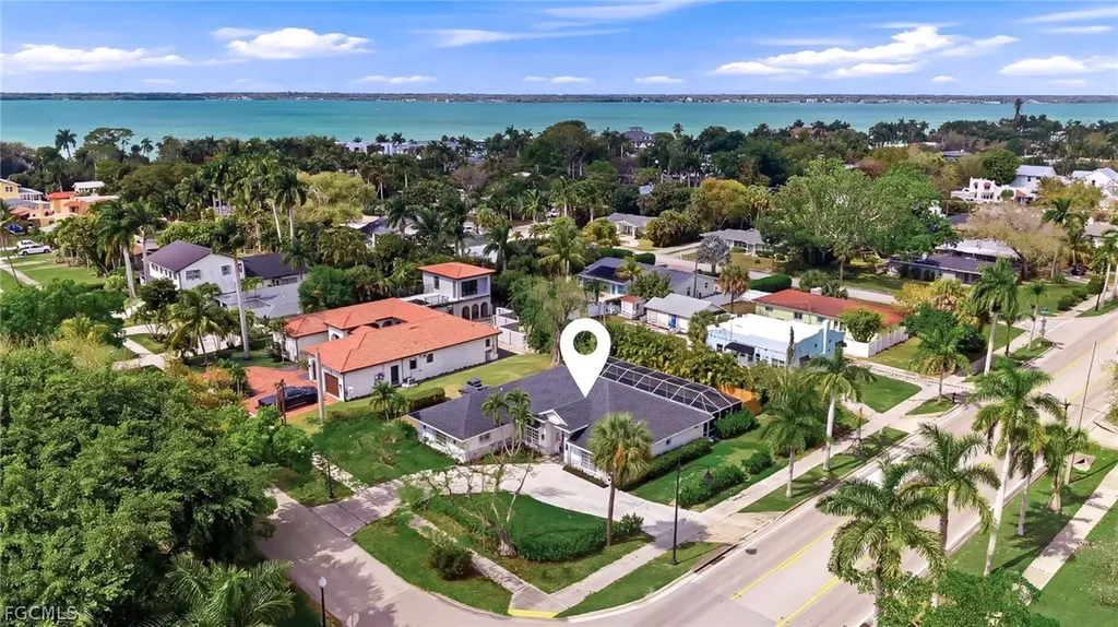 1377 Coconut Drive Fort Myers FL 33901