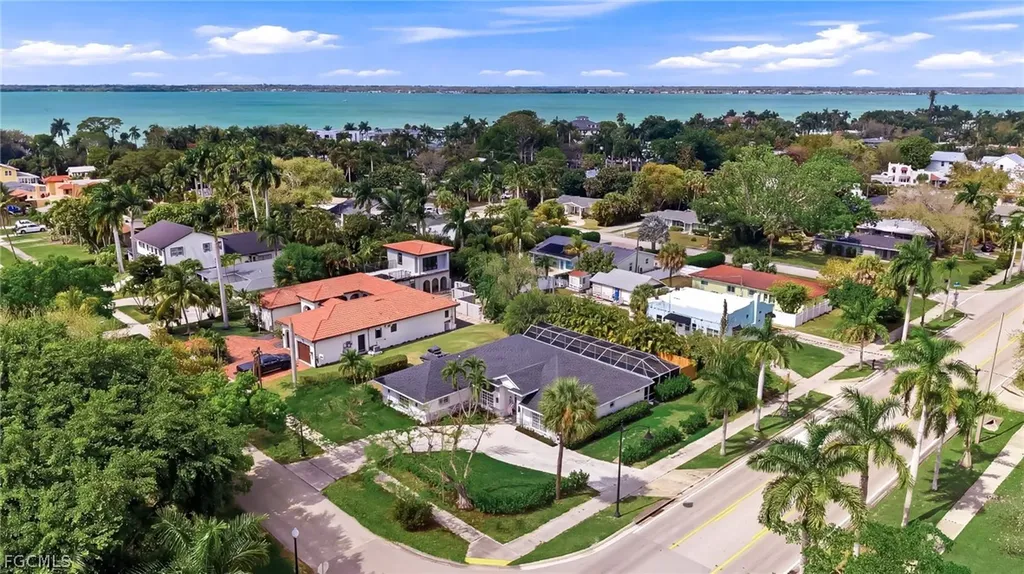 1377 Coconut Drive Fort Myers FL 33901