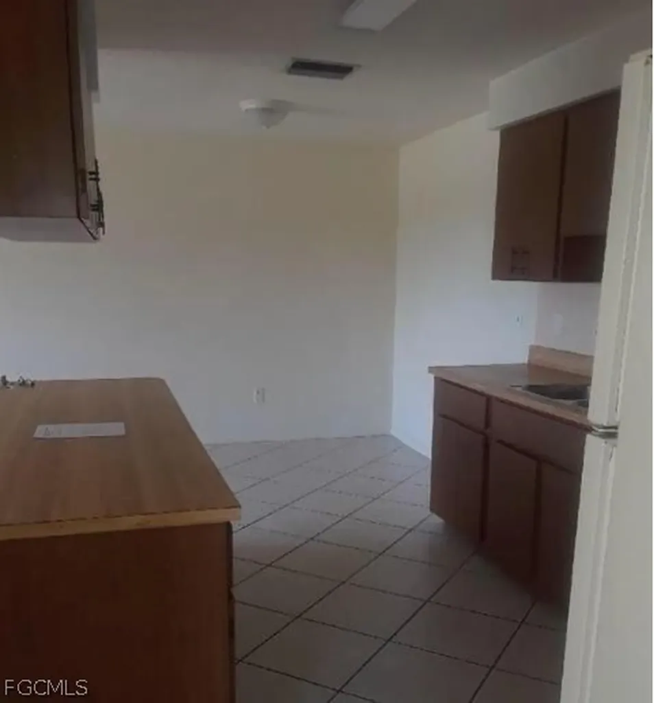 13401 1st Street Fort Myers FL 33905