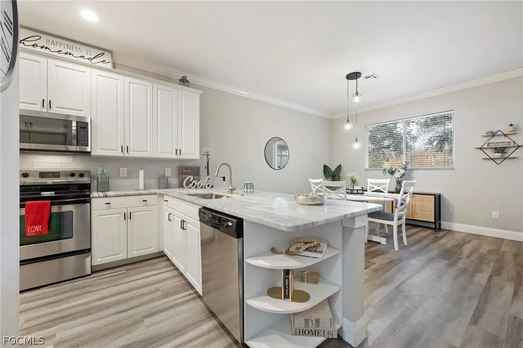 10190 Tin Maple Drive Estero FL 33928