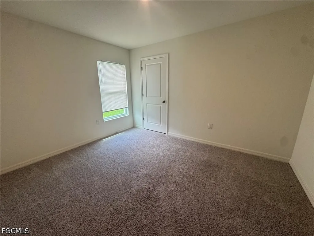 858 Friendship Circle Labelle FL 33935