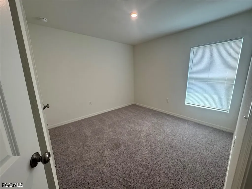 858 Friendship Circle Labelle FL 33935