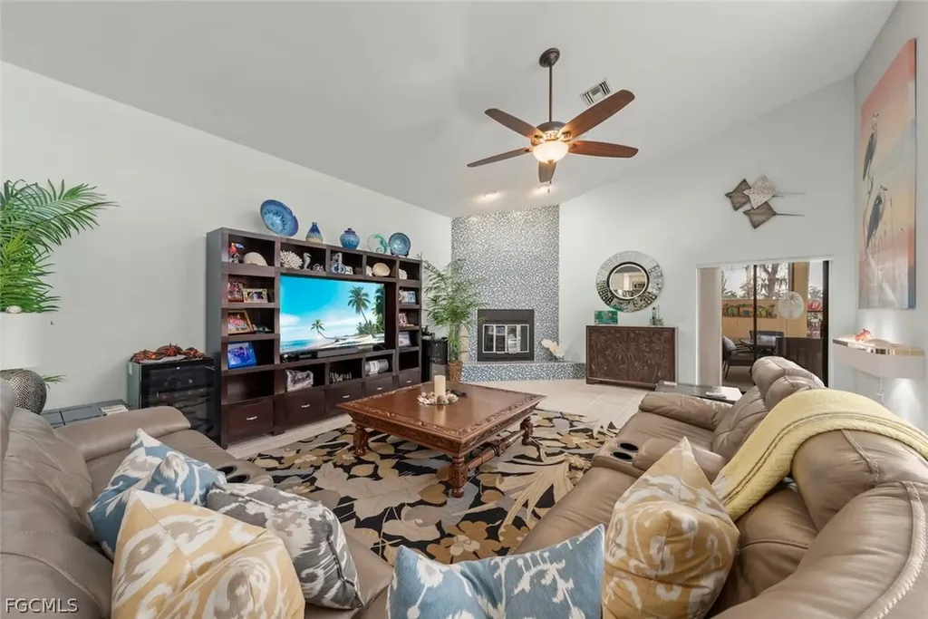 15228 Fiddlesticks Boulevard Fort Myers FL 33912