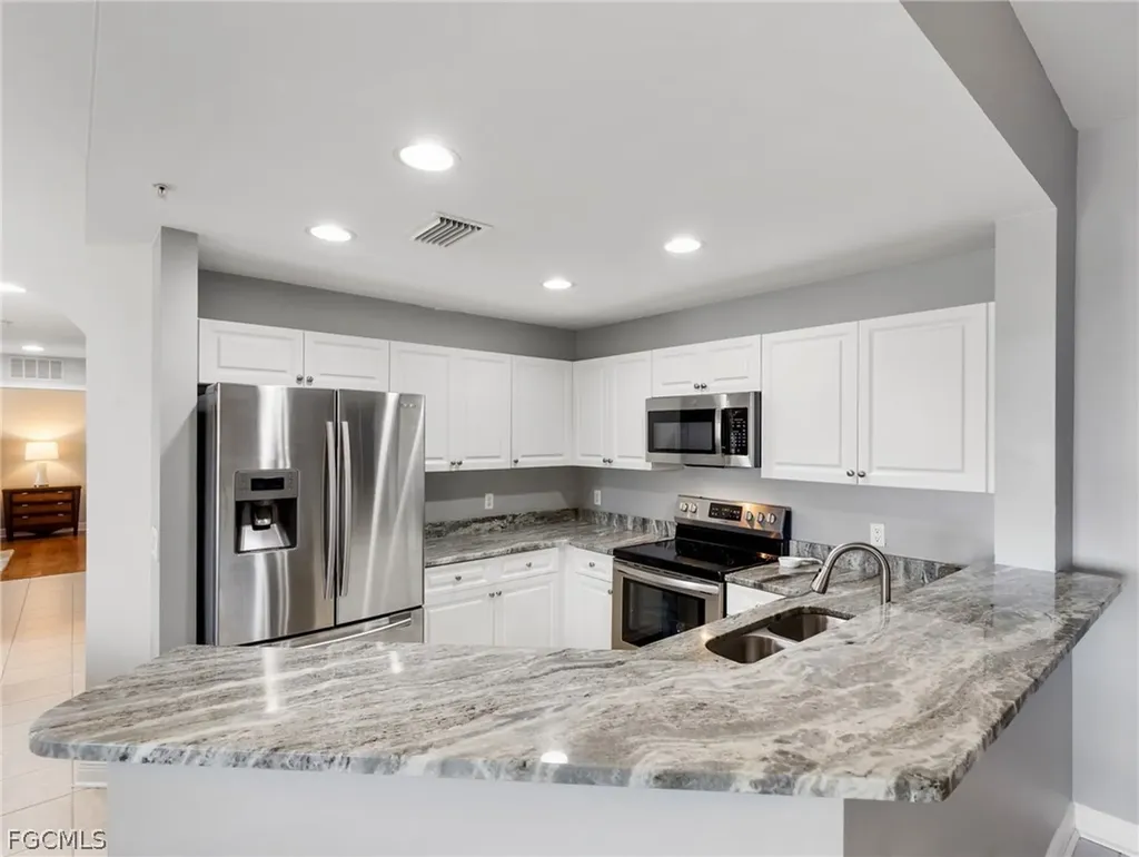 3952 Pomodoro Circle Cape Coral FL 33909