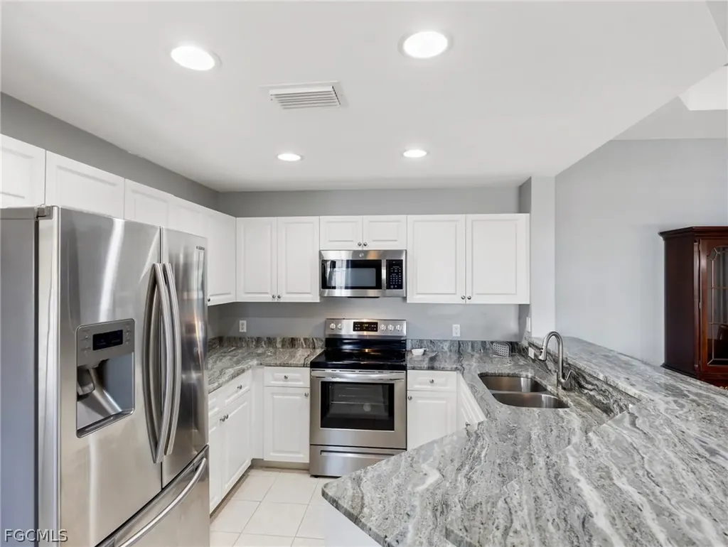 3952 Pomodoro Circle Cape Coral FL 33909