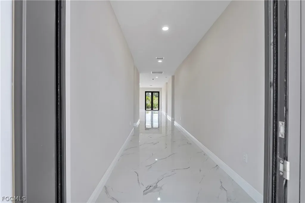617 Chestnut Street E Lehigh Acres FL 33974