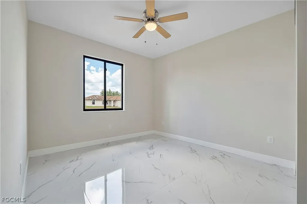 617 Chestnut Street E Lehigh Acres FL 33974