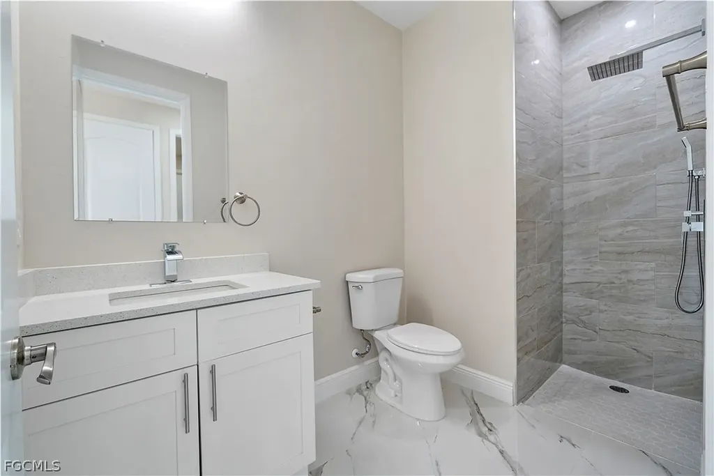 617 Chestnut Street E Lehigh Acres FL 33974