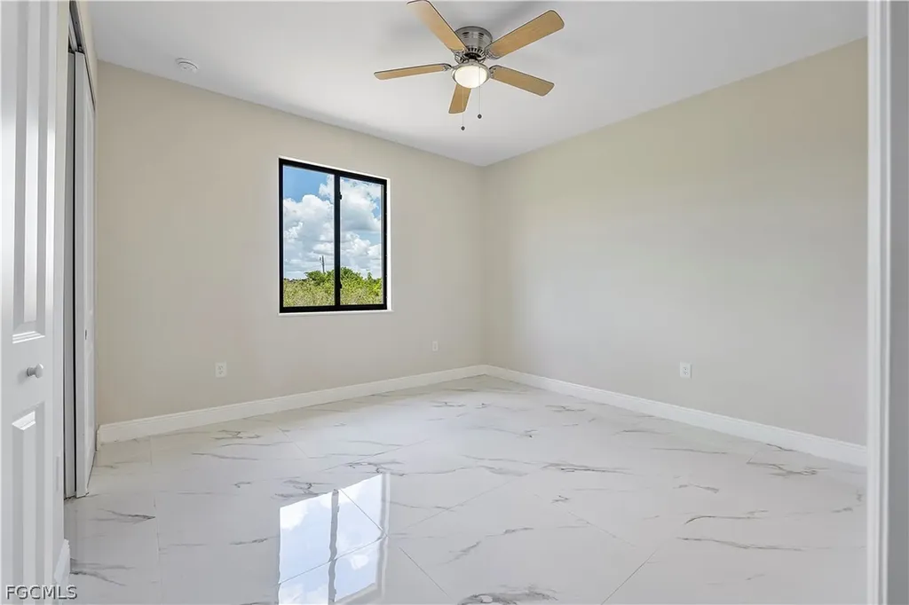 617 Chestnut Street E Lehigh Acres FL 33974
