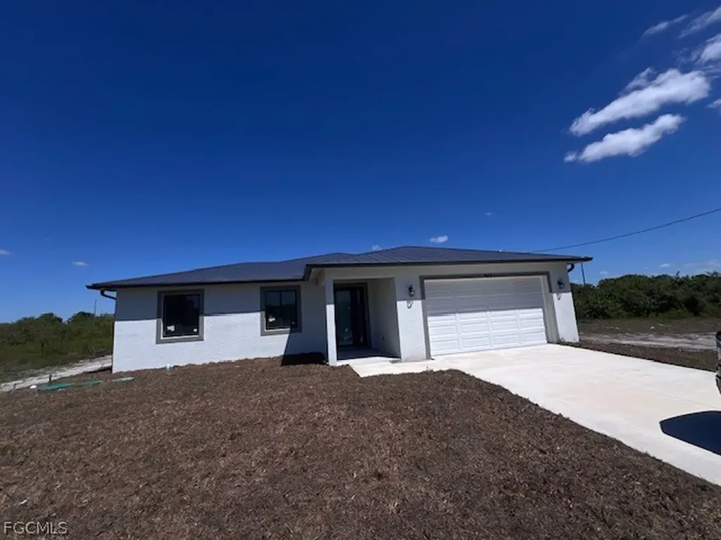 617 Chestnut Street E Lehigh Acres FL 33974
