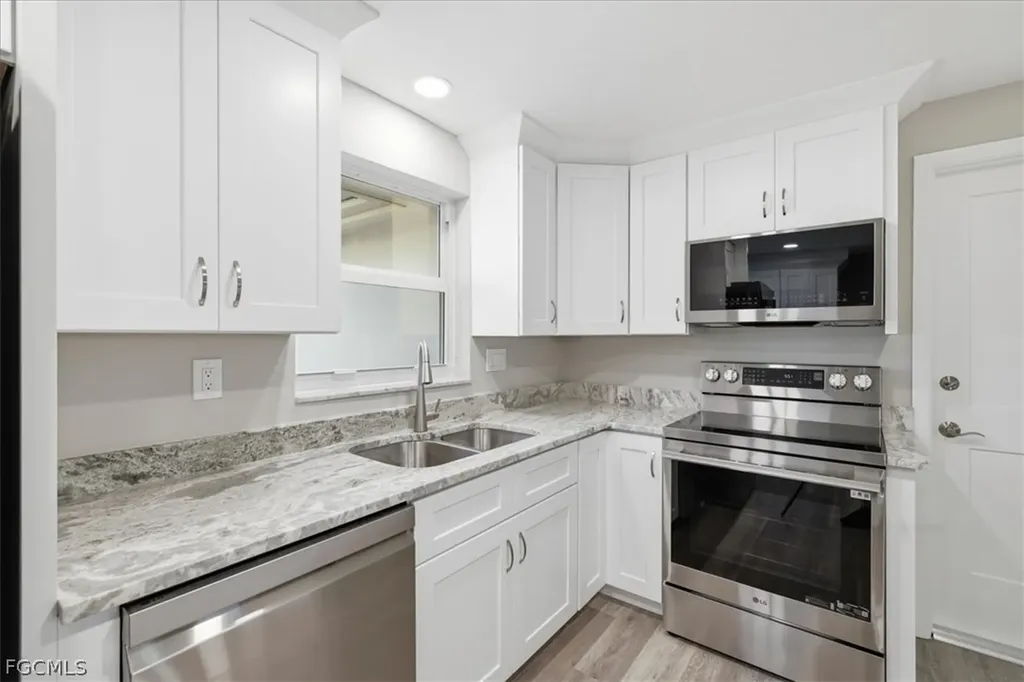 5051 Fairfield Drive Fort Myers FL 33919
