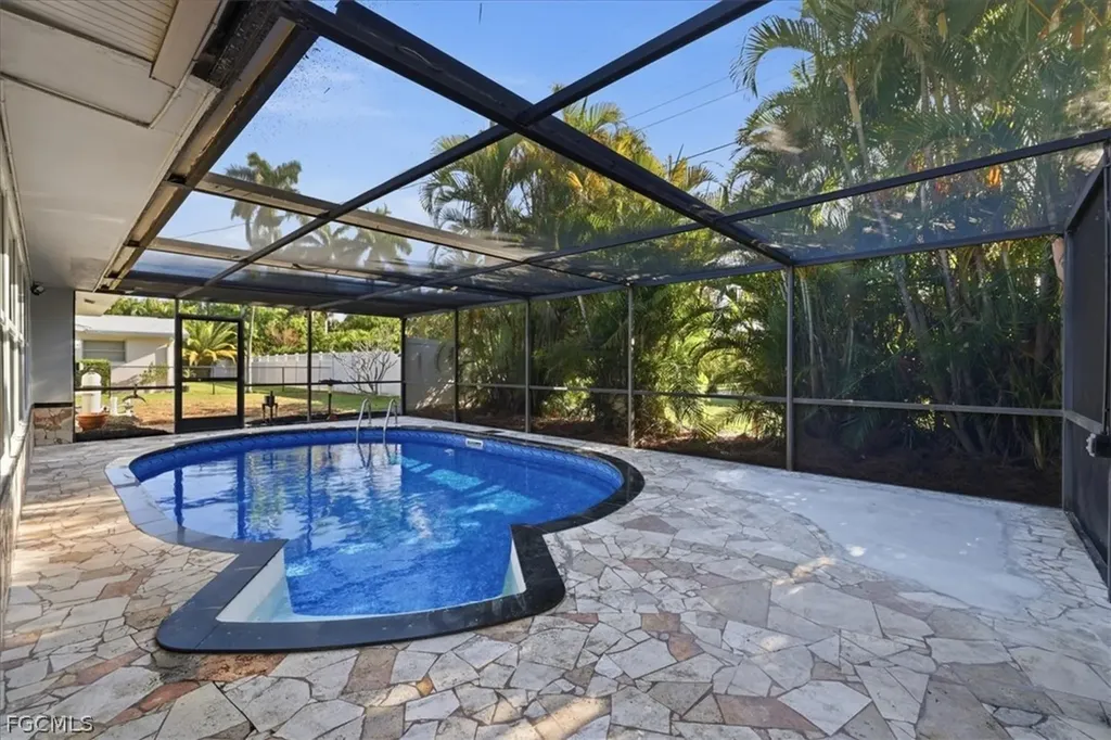 5051 Fairfield Drive Fort Myers FL 33919