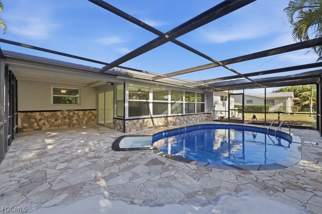 5051 Fairfield Drive Fort Myers FL 33919
