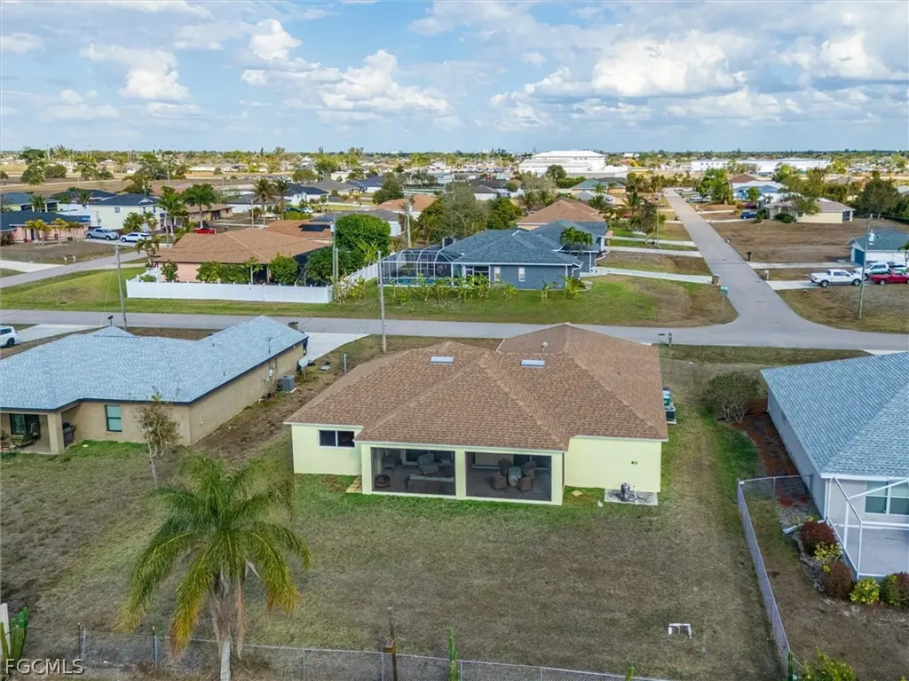 1630 SW 9th Place Cape Coral FL 33991