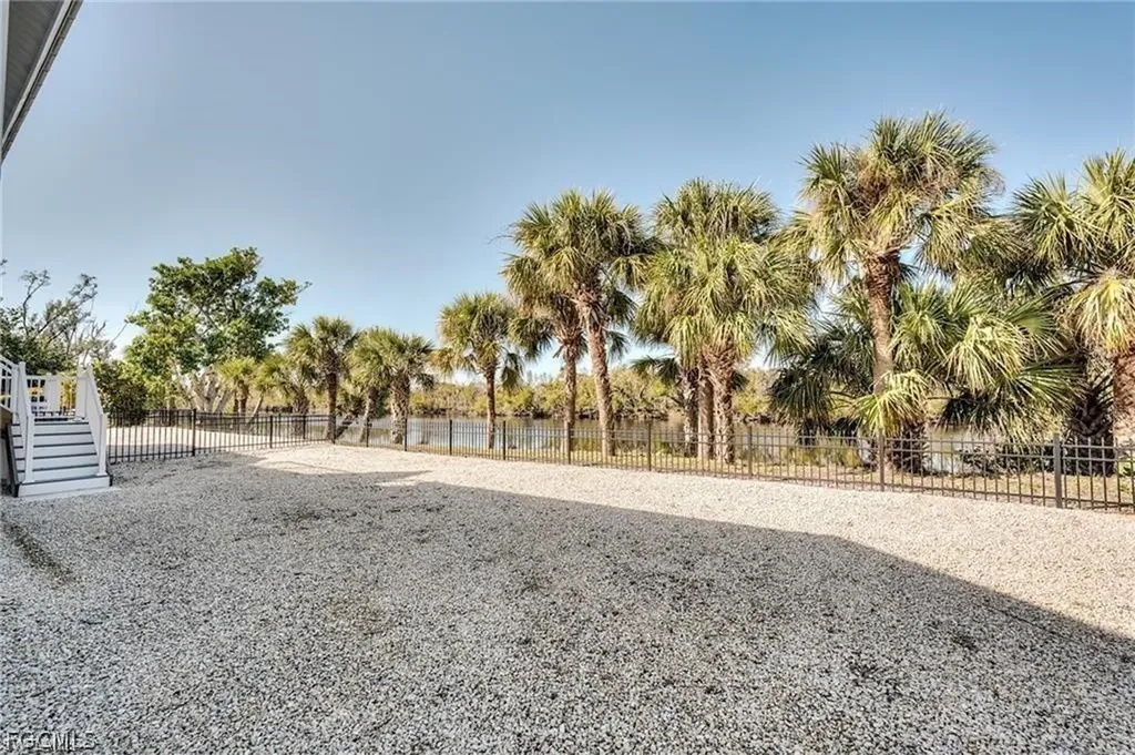 785 Rabbit Road Sanibel FL 33957