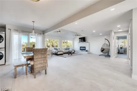 785 Rabbit Road
