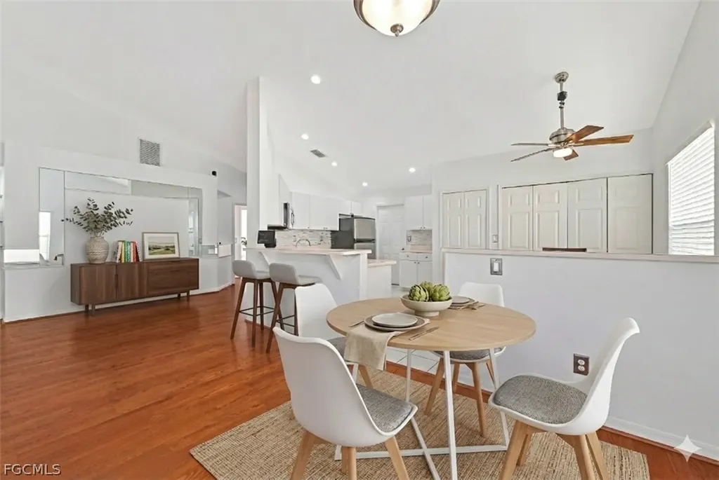 9918 Las Casas Drive Fort Myers FL 33919