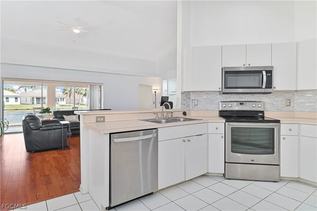 9918 Las Casas Drive Fort Myers FL 33919
