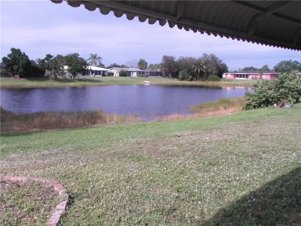 242 S Lake Drive Lehigh Acres FL 33936