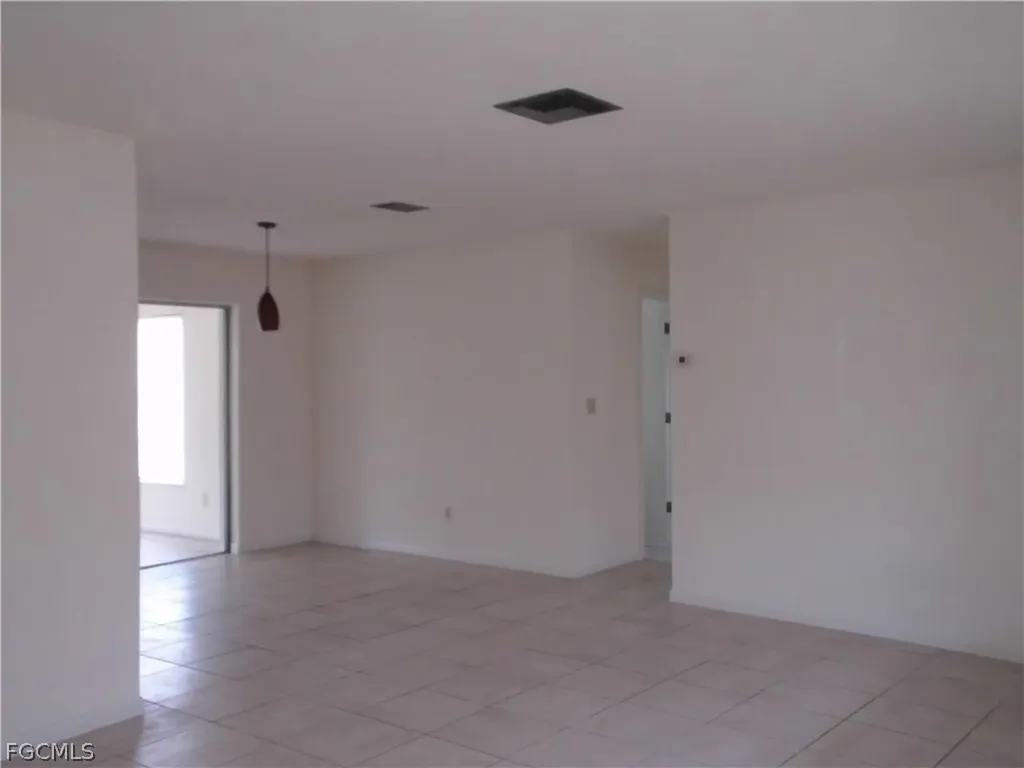 242 S Lake Drive Lehigh Acres FL 33936
