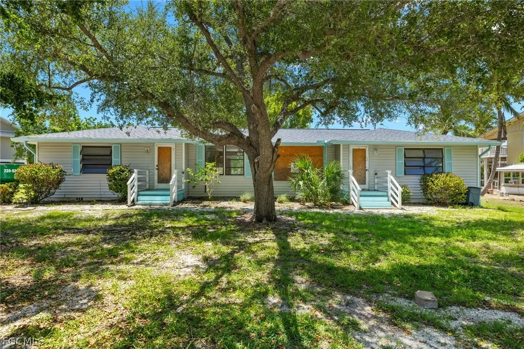 1155 Seagrape Lane Sanibel FL 33957