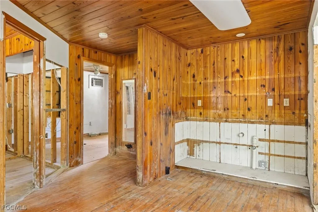 1155 Seagrape Lane Sanibel FL 33957