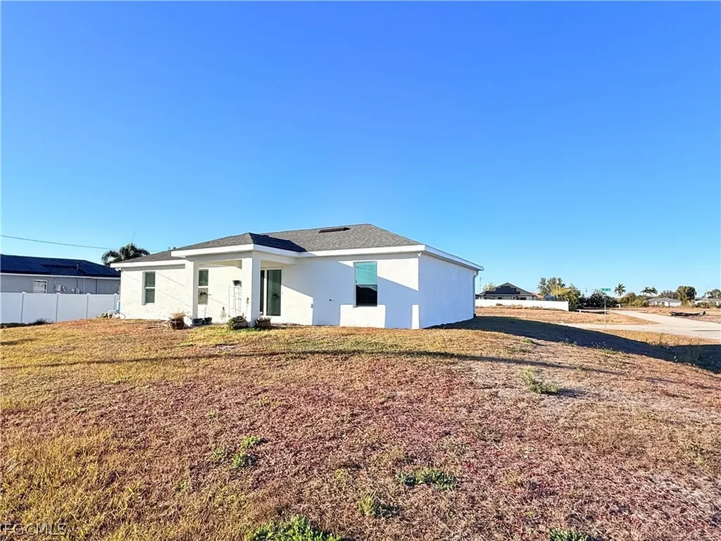 224 NE 24th Terrace Cape Coral FL 33909