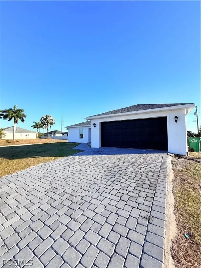 224 NE 24th Terrace Cape Coral FL 33909