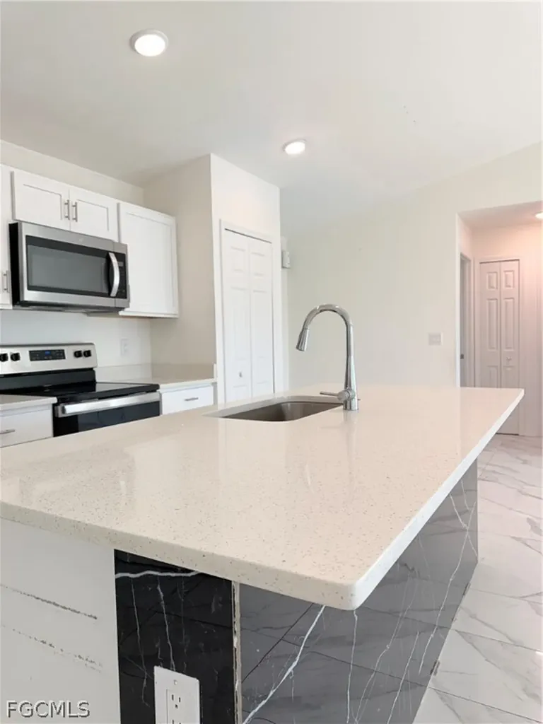 224 NE 24th Terrace Cape Coral FL 33909