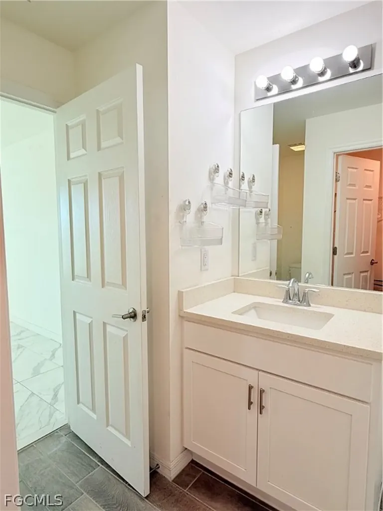 224 NE 24th Terrace Cape Coral FL 33909