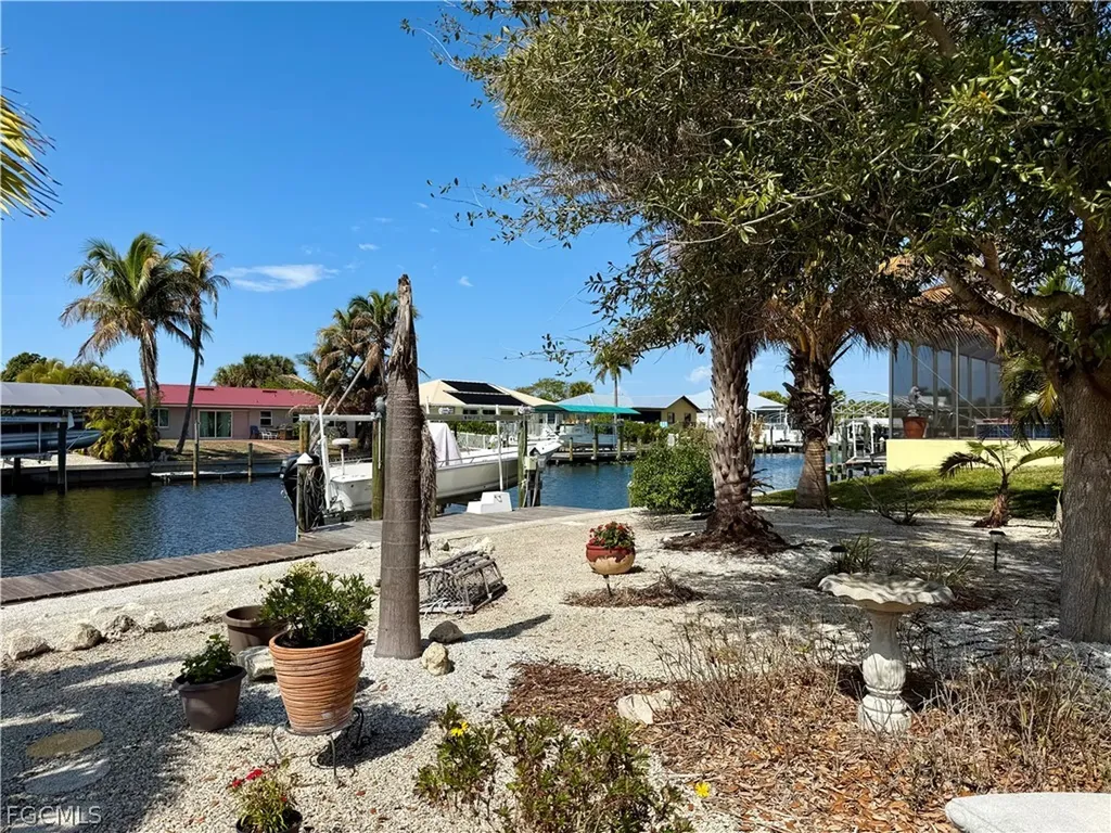 2963 Cussell Drive St. James City FL 33956