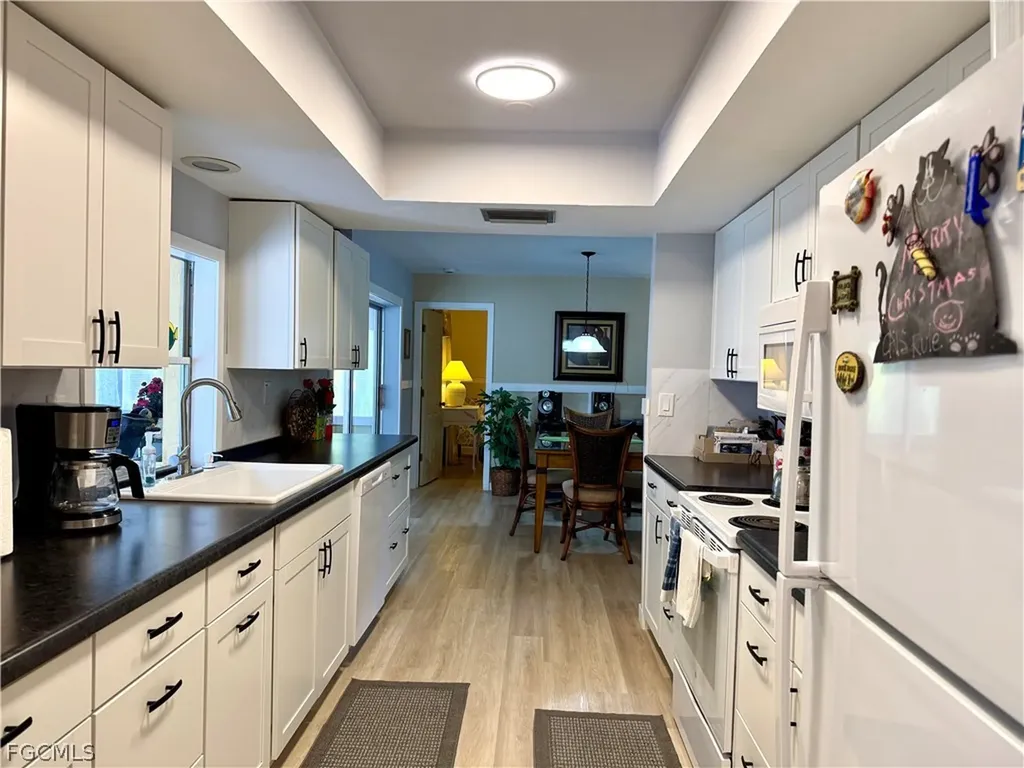 2963 Cussell Drive St. James City FL 33956