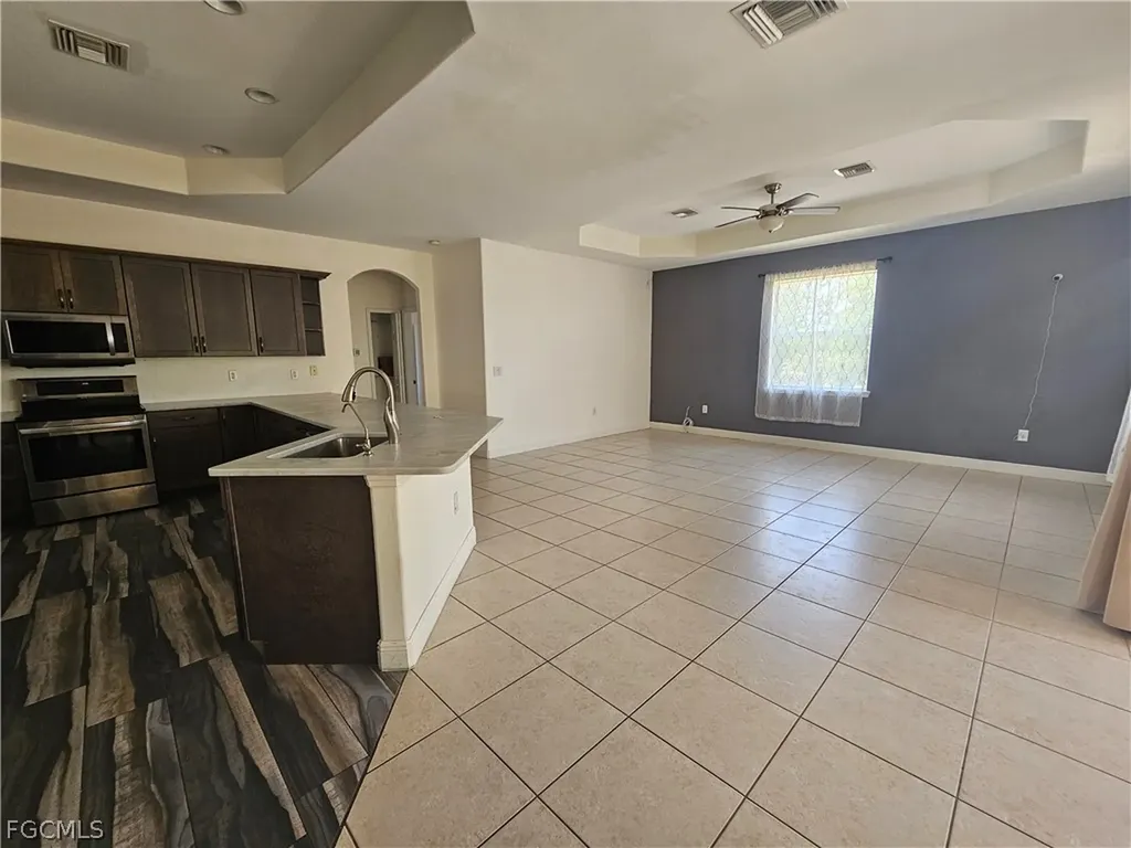 809 Lincoln Avenue Lehigh Acres FL 33972