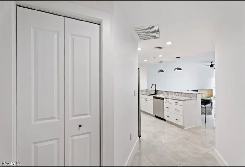 5781 Cape Harbour Drive Cape Coral FL 33914