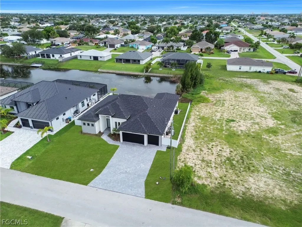 706 SW 28th Street Cape Coral FL 33914