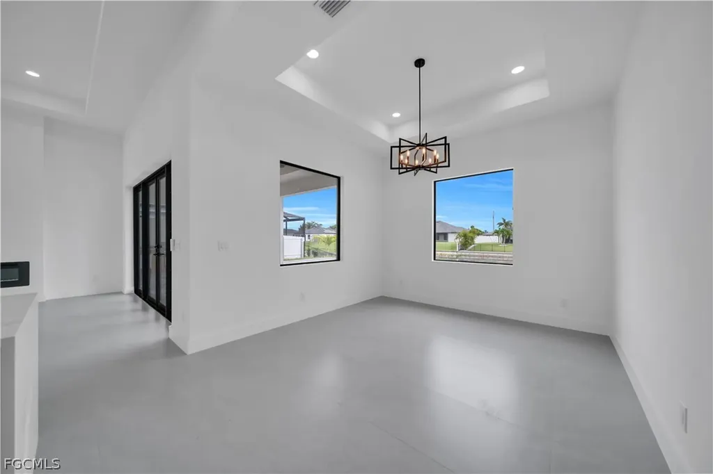706 SW 28th Street Cape Coral FL 33914