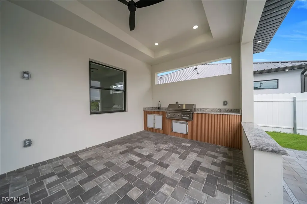 706 SW 28th Street Cape Coral FL 33914