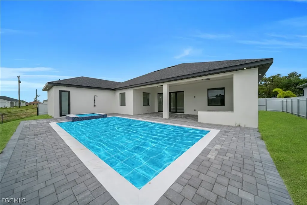 706 SW 28th Street Cape Coral FL 33914