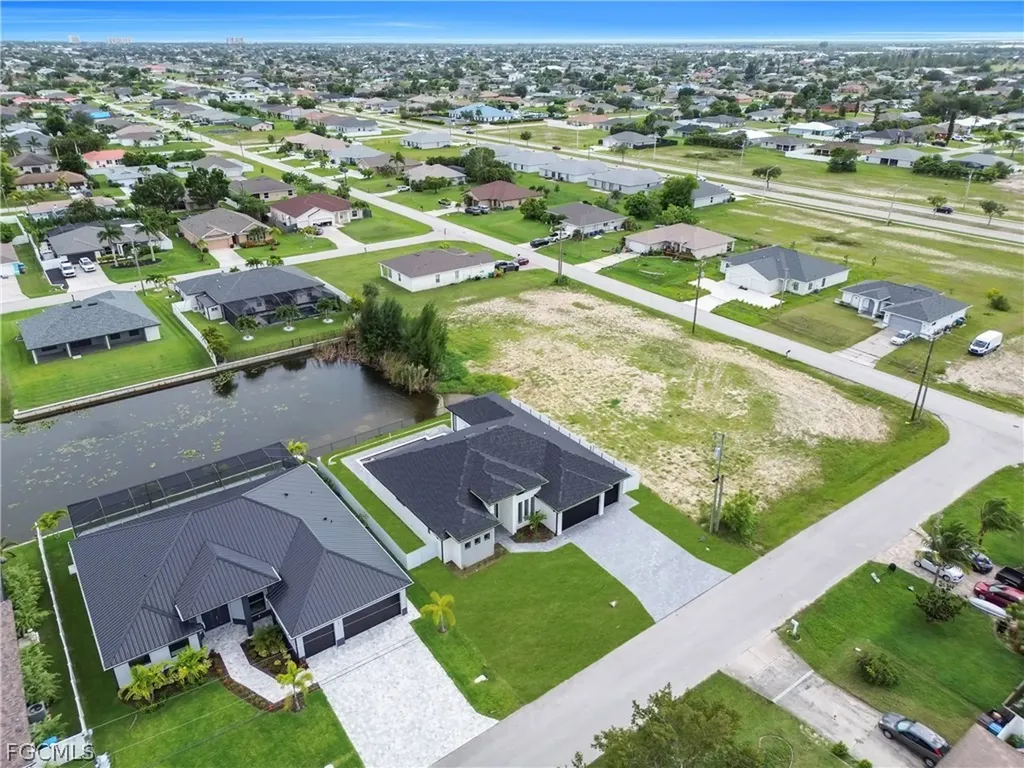 706 SW 28th Street Cape Coral FL 33914