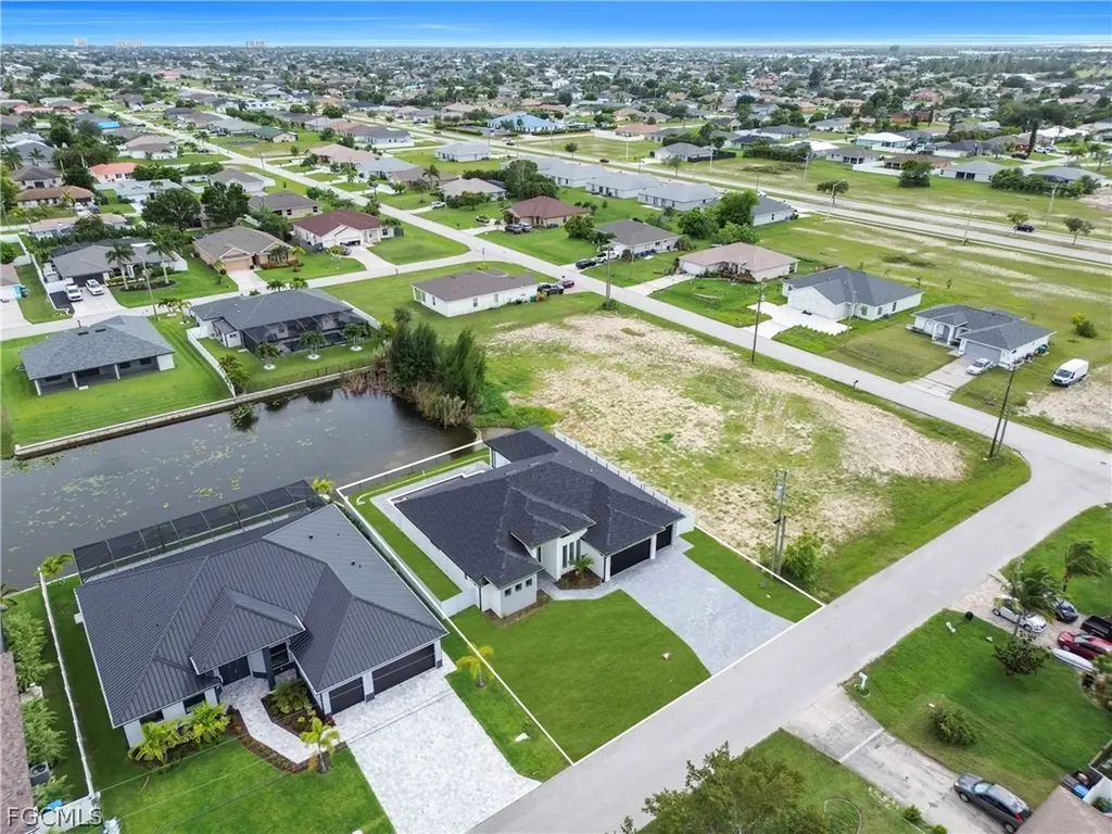 706 SW 28th Street Cape Coral FL 33914