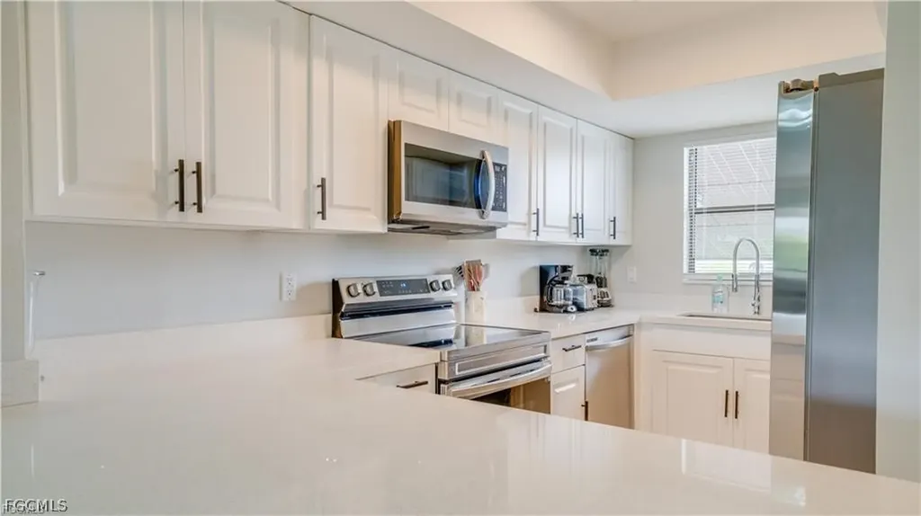1754 Cape Coral Parkway E Cape Coral FL 33904