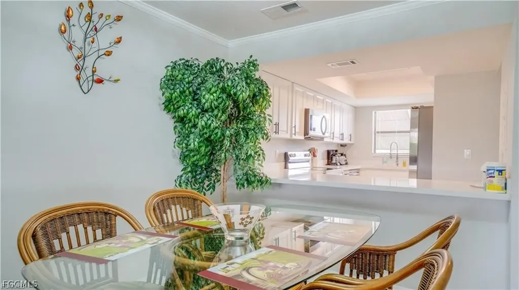 1754 Cape Coral Parkway E Cape Coral FL 33904
