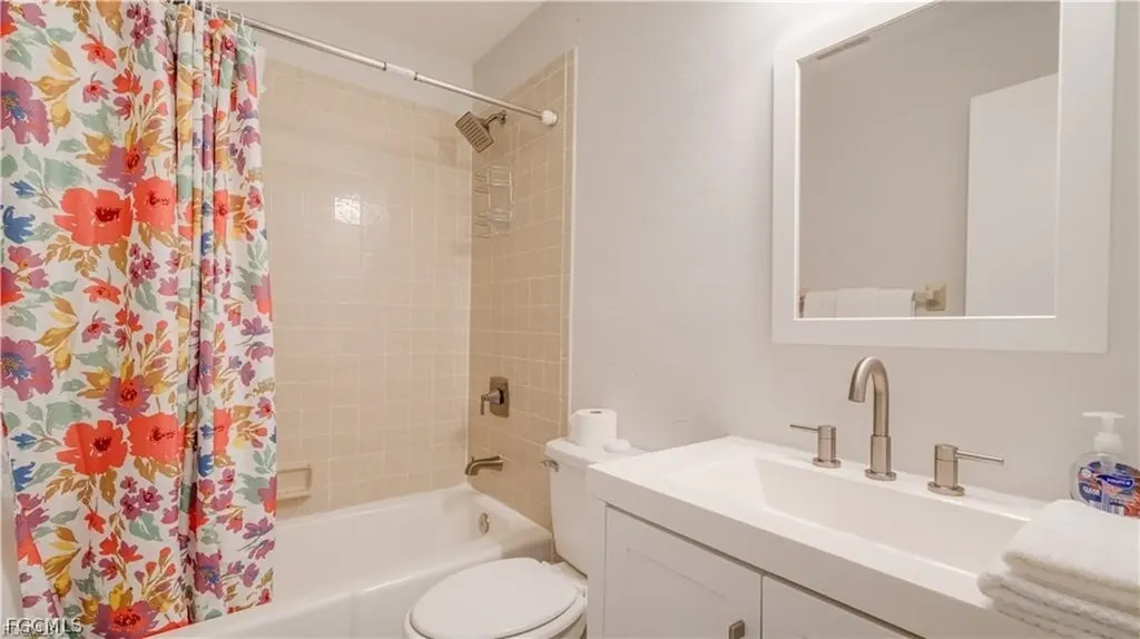 1754 Cape Coral Parkway E Cape Coral FL 33904