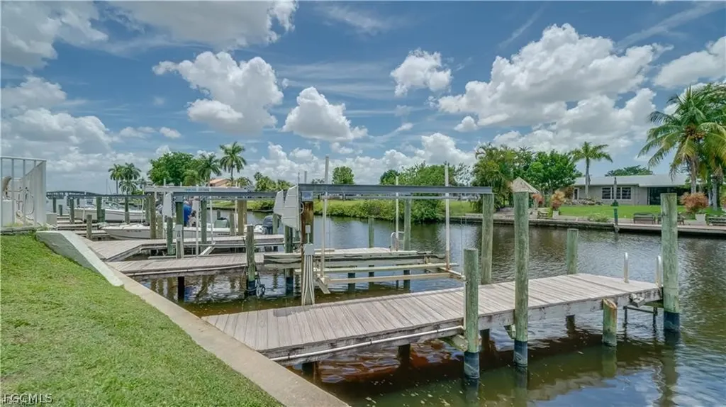 1754 Cape Coral Parkway E Cape Coral FL 33904