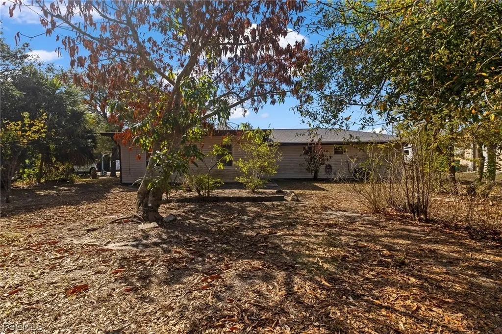 21070 Delake Avenue Port Charlotte FL 33954
