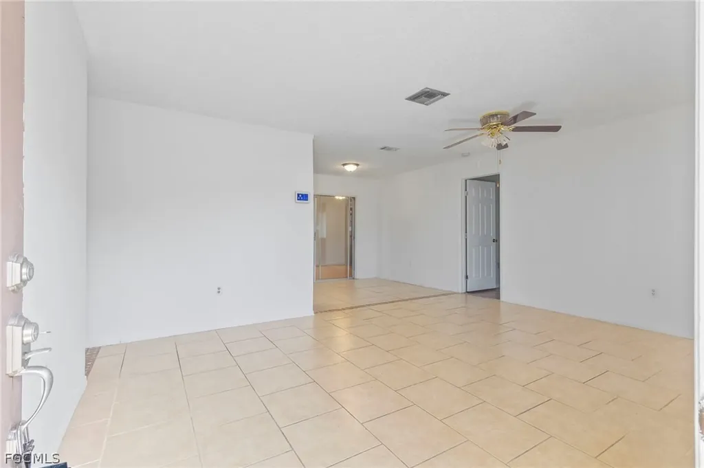 21070 Delake Avenue Port Charlotte FL 33954
