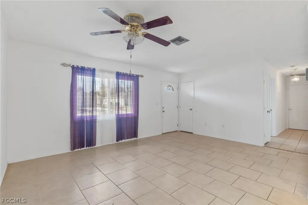 21070 Delake Avenue Port Charlotte FL 33954