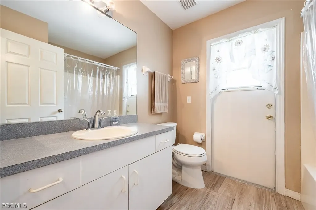 14200 Carlotta Street Fort Myers FL 33905