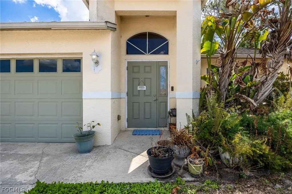 14200 Carlotta Street Fort Myers FL 33905