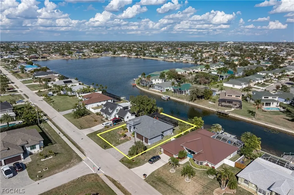 1819 SW 6th Avenue Cape Coral FL 33991